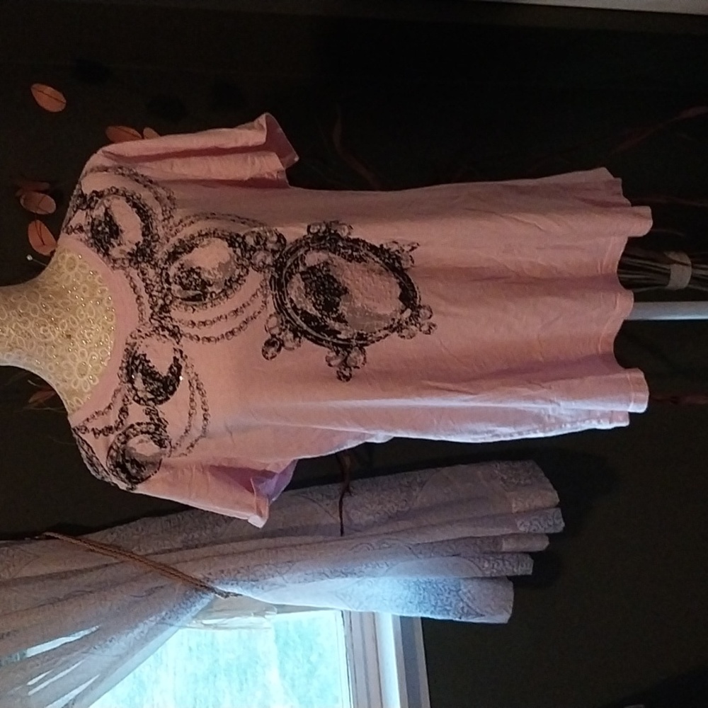 Style & Company pink t-shirt. 100 % cotton. Size Xlg